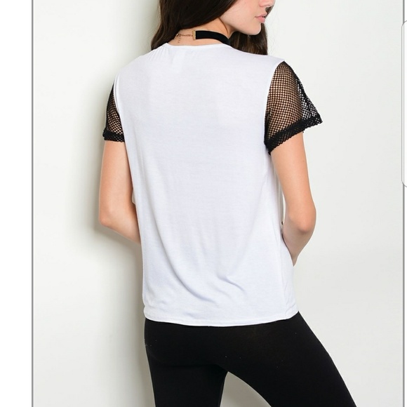💦WHITE GOLD MESH GRAPHIC TEA TOP - Picture 2 of 2